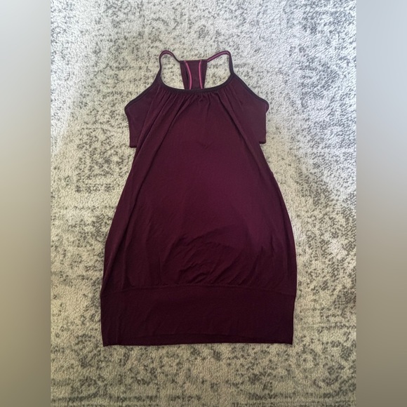 Lululemon "No Limits Tank" Size: 4 Burgundy - Picture 4 of 5
